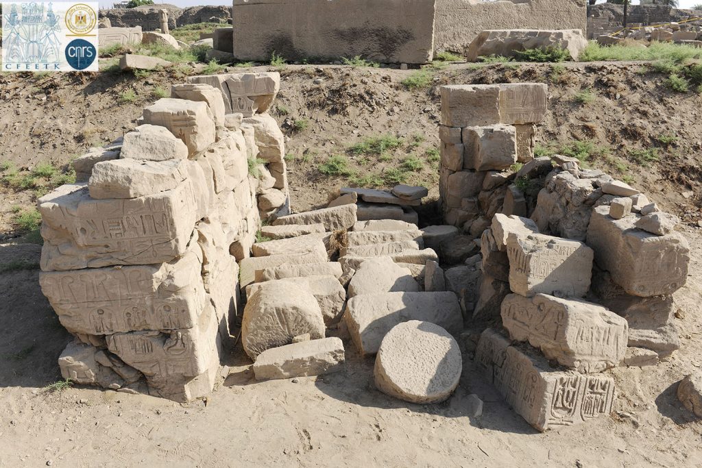 Porte de Ramsès III à Karnak